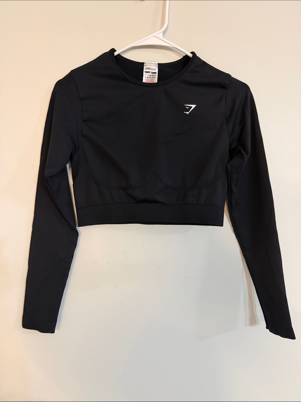 Gymshark Black Long-Sleeve Cropped Workout Top